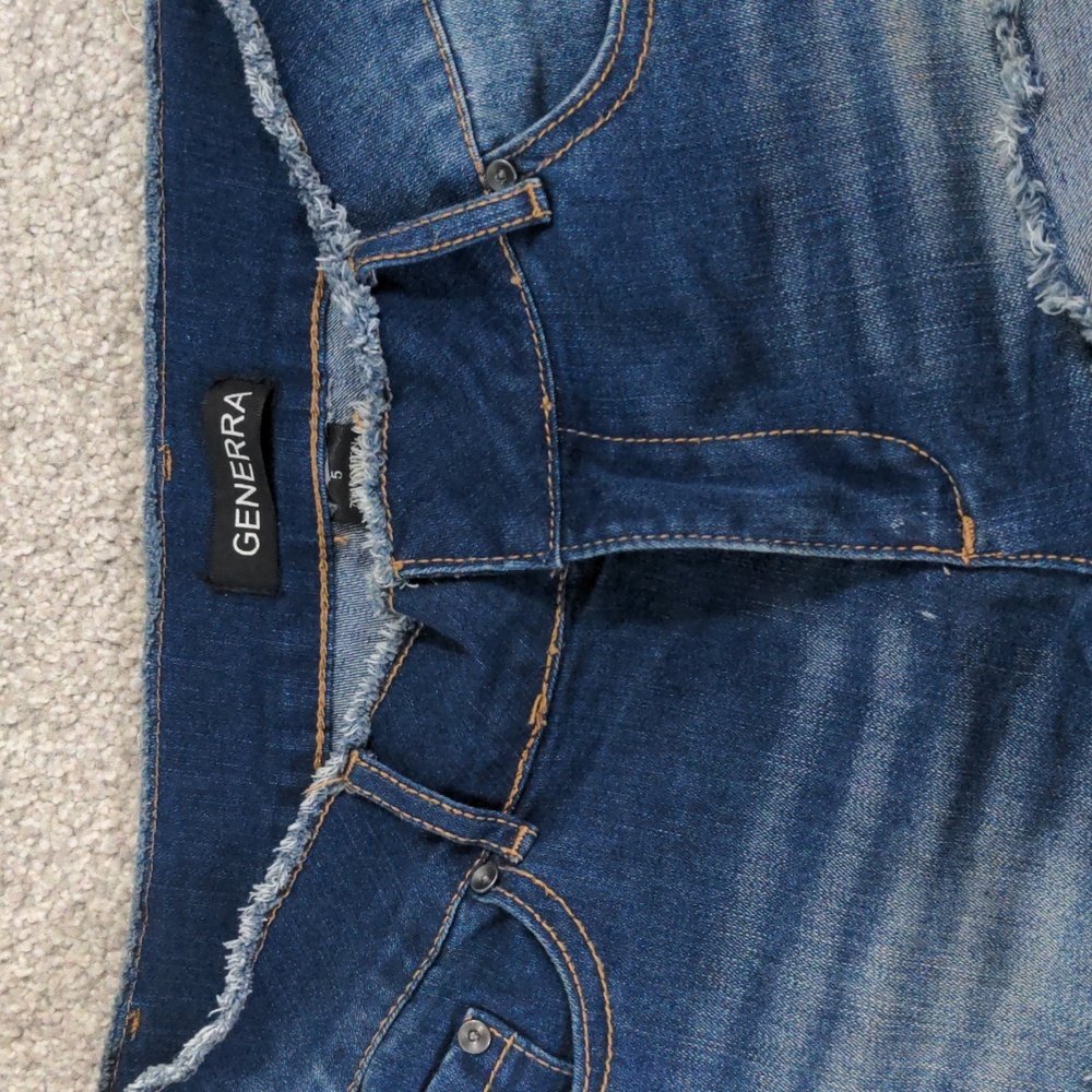 Jean short - Picture 3 of 3